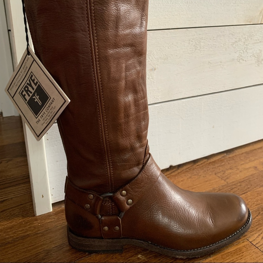 Frye Philip Harness Tall size 8 Cognac